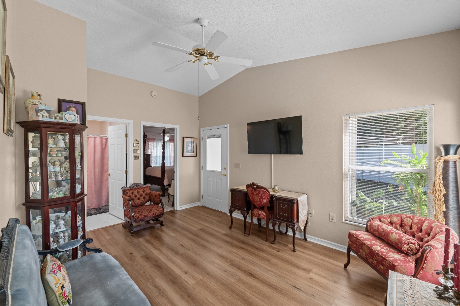 In-law suite living area